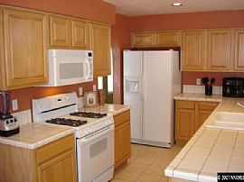 3br - 2.5 bath, 2 car, Caughlin Ranch in Reno, NV (Photo 4 of 4)