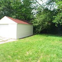 11461 Somerset - East Side 3 Bed 1.5 Bat in Detroit, MI (Photo 5 of 6)