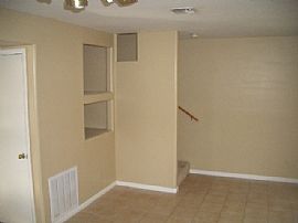 2 WEEKS FREE RENT**CENTRAL PHX in Phoenix, AZ (Photo 5 of 6)