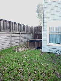 3 BR 2.5 Ba Newer, Large, Updated  in Pittsburg, CA (Photo 5 of 6)