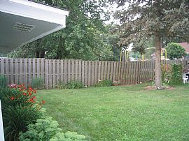 cute family home in Green Oak Township, MI (Photo 2 of 5)