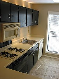Newly Remodeled Condo- Great Find!!! in Smyrna, GA (Photo 5 of 6)