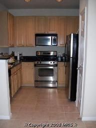 Beautiful Condominium in Arlington, VA (Photo 5 of 6)