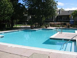 2-bedroom "suites" are a sweet deal!   in Pittsburg, CA (Photo 5 of 6)