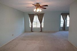 READY FOR IMMEDIATE MOVE IN.  in San Antonio, TX (Photo 4 of 6)