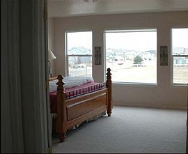 4bd 3ba 2 story Firestone home on park  in Firestone, CO (Photo 4 of 6)