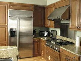 Furnished Room 4 Rent in Irvine, CA (Photo 3 of 4)