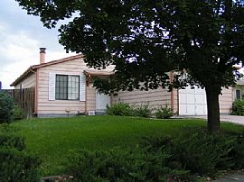 Ranch house on the lake! deck/hot-tub! in Aurora, CO