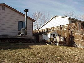 Ranch house on the lake! deck/hot-tub! in Aurora, CO (Photo 2 of 3)