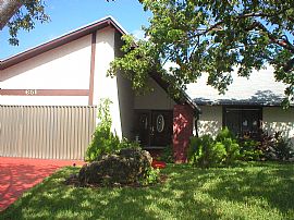 4/2 Gorgeous, Spacious Single Family  in North Miami Beach, FL