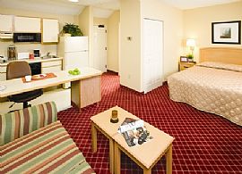 Short Term / Temp Lodging Avaliable in Peabody, MA (Photo 2 of 2)