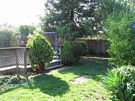 Move-in Ready Single-Family Home in Pino in Pinole, CA (Photo 3 of 4)