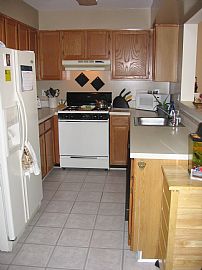Lrg. Bdrm. -ALL INCLUDED!!! in Lake Ridge, VA (Photo 4 of 6)