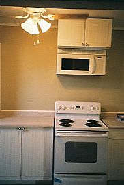 Beautiful completely remodeled home in Madera, CA (Photo 2 of 6)