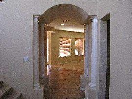 Low Cost Luxurious Home in Las Vegas, NV (Photo 2 of 6)