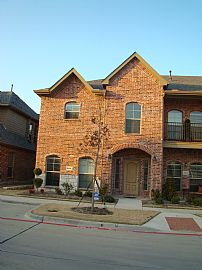 LUXURIOUS TOWNHOUSE/CONDO in Frisco, TX