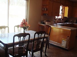 Adorable 3 Bedroom Home - Stay Close to Town in Franklin, NC (Photo 3 of 5)