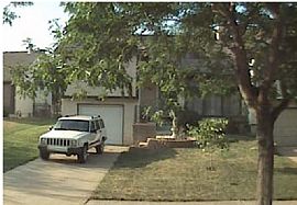 Large 2-Bdrm 1.5 Bath Duplex 1car garage in Overland Park, KS