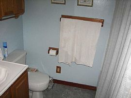 2/3 bedrrom house in Oxford 1/2 off 1st  in Oxford, MI (Photo 5 of 6)