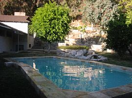Ranch home fireplace, pool, jacuzzi,yard in Lake View Terrace, CA