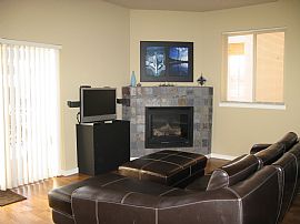 Luxury Loft 2 bed/2 bath in Louisville, CO (Photo 5 of 6)