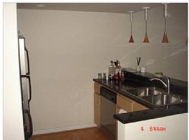 Awesome loft in Uptown w/downtown view in Dallas, TX (Photo 3 of 6)