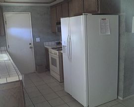 $1700 / 3br - 3 broom / 2 bath / 2car ga in El Cajon, CA (Photo 4 of 4)