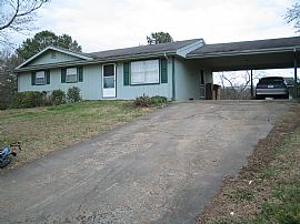 Hugh fenced backyard with deck & Storage in Hiram, GA