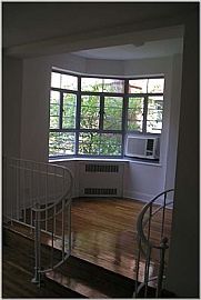 EQUISITE APARTMENT w/Balcony-NO FEE!! in Forest Hills, NY