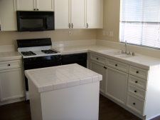 Home -IMMACULATE, SAFE optional 4th BR  in Oxnard, CA (Photo 2 of 6)