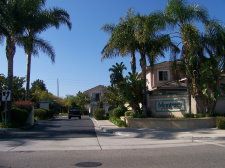 Home -IMMACULATE, SAFE optional 4th BR  in Oxnard, CA (Photo 6 of 6)