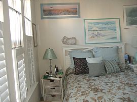 Golf Course Townhome in Charlotte, NC (Photo 5 of 6)