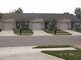 2 Bedroom Ranch Style Apartment West Tro in Troy, OH (Photo 2 of 6)