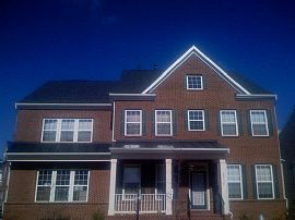 2 units available in large luxury home in Ashburn, VA