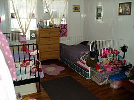 Gingerbread Cottage Brick Home for Rent in Tyler, TX (Photo 5 of 5)