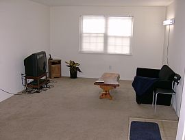 Two bed room appt available for 1st marc in Peabody, MA