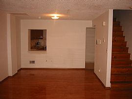 ART MUSEUM 3 BED 2 BATH LG. YARD W PRKG. in Philadelphia, PA (Photo 3 of 6)