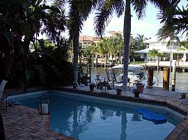 Luxurious Twin Dock in Fort Lauderdale, FL (Photo 3 of 6)