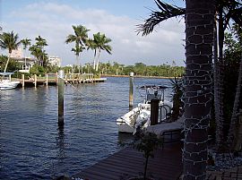 Luxurious Twin Dock in Fort Lauderdale, FL (Photo 6 of 6)