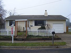 3 Bedroom Rambler House for Rent in Tacoma, WA