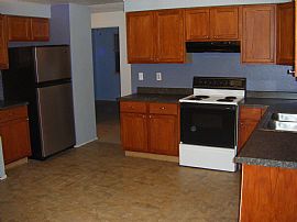 3 Bedroom Rambler House for Rent in Tacoma, WA (Photo 5 of 5)