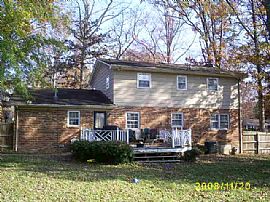 Great House, Great Location!! in Durham, NC (Photo 2 of 2)