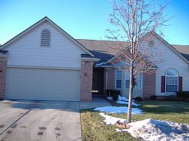Spacious 2 bdr, 2 bath Duplex - Condo in Commerce Township, MI