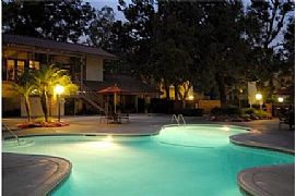 Downstairs Apartment with Enclosed Patio in Fountain Valley, CA (Photo 11 of 11)