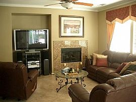 Move In Special ! 3 Bdr, 2.5 bath in Chula Vista, CA (Photo 6 of 6)