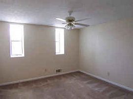 $50 OFF 1ST MONTH!! NICE HOME READY NOW! in Sugar Hill, GA (Photo 2 of 4)