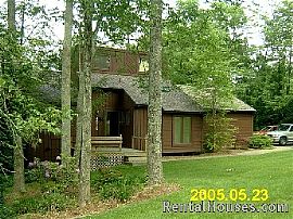 Contemporary Ranch Style Home in La Grange, KY