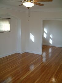 Nice quiet building in central location in Lakewood, OH (Photo 3 of 3)