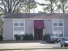 SWEETHEART of a DEAL $99 DEPOSIT in Norfolk, VA (Photo 2 of 4)