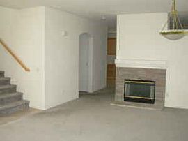 House for Rent in West Palmdale in Palmdale, CA (Photo 3 of 4)